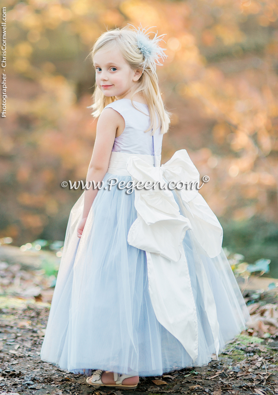 lavender-floweLavender Tulle Flower Girl Dressr-girl-dress-001