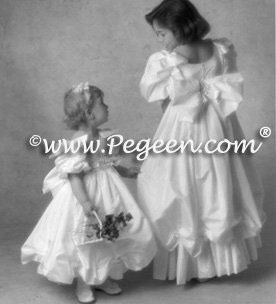 black-and-white-flower-girl-dresses-00031